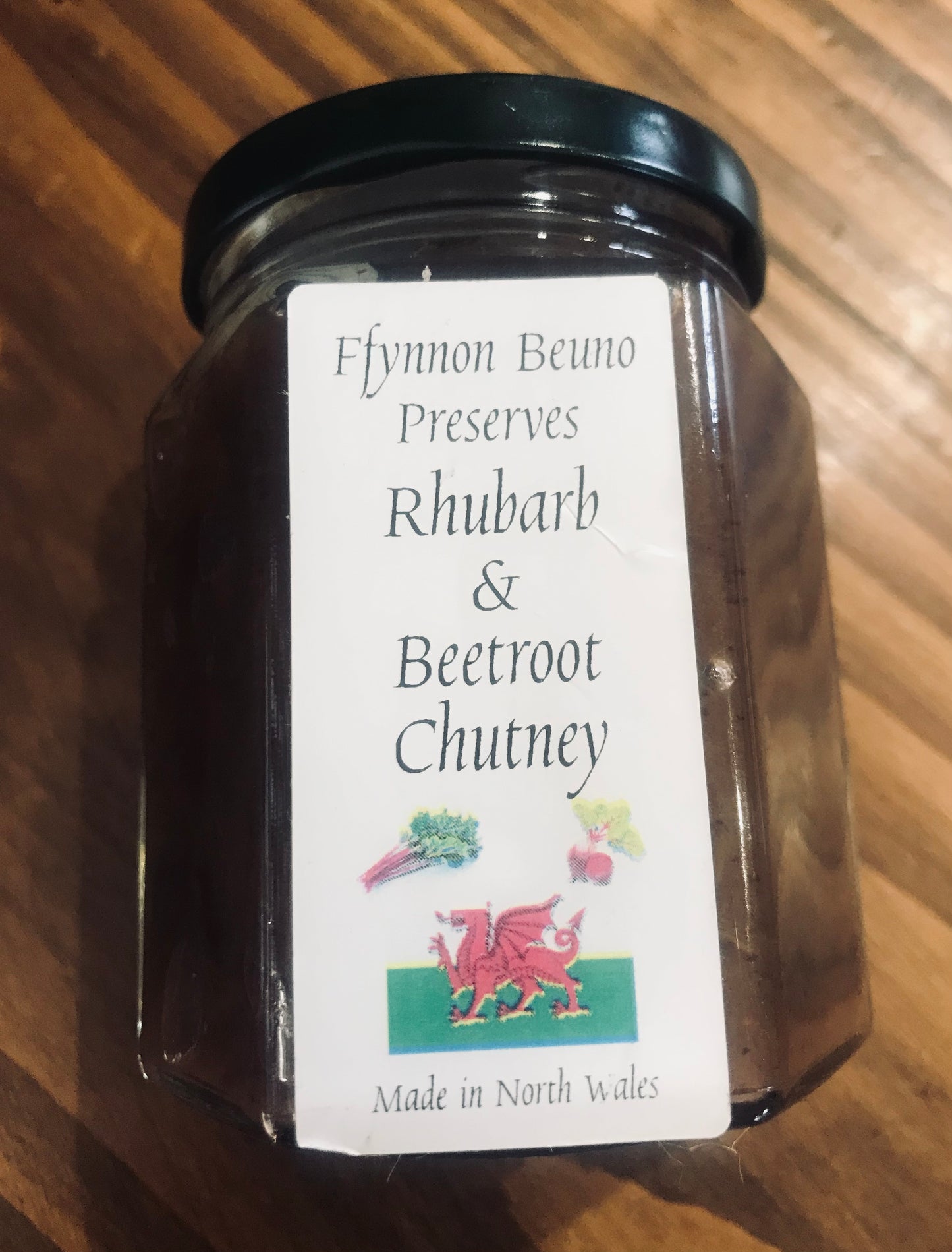 Rhubarb and beetroot chutney